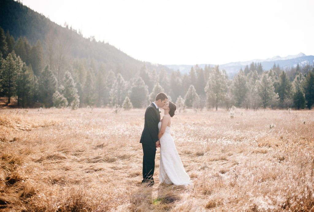 Leavenworth winter wedding